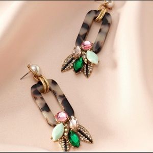 Stella & Dot Belle Earrings